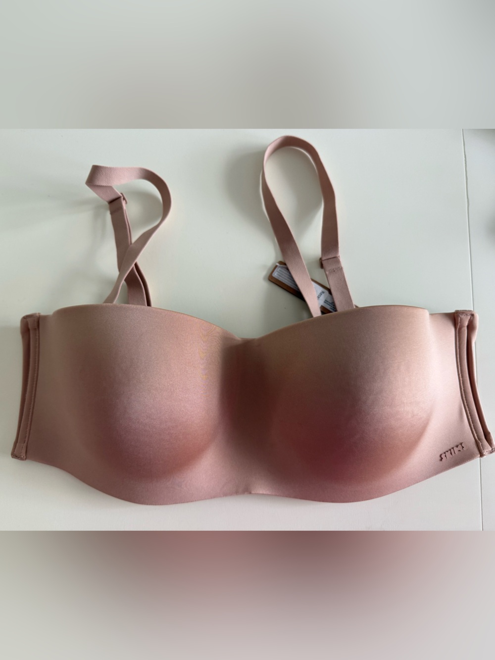 SKIMS Wireless Strapless Bra- NWT